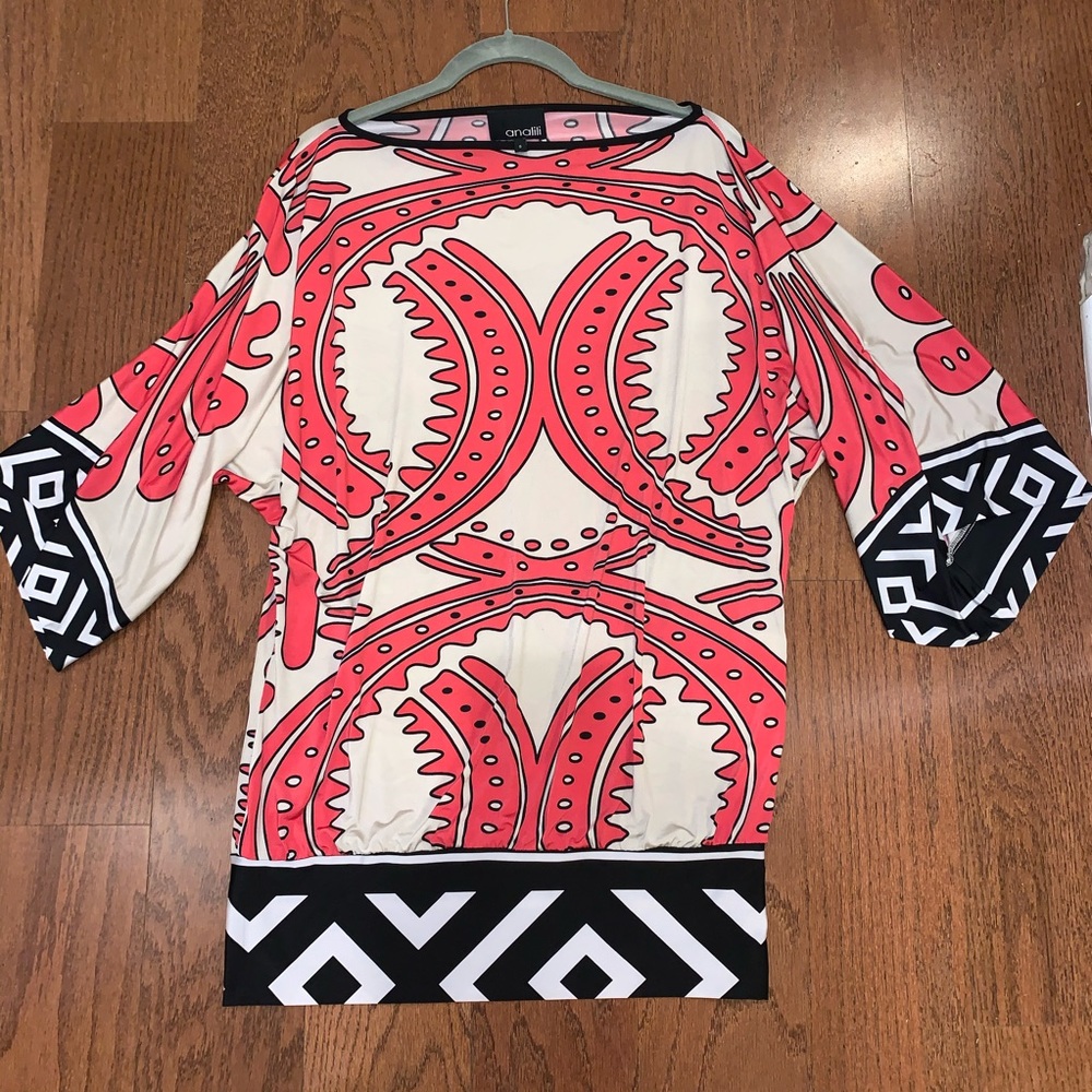 Analili tunic top